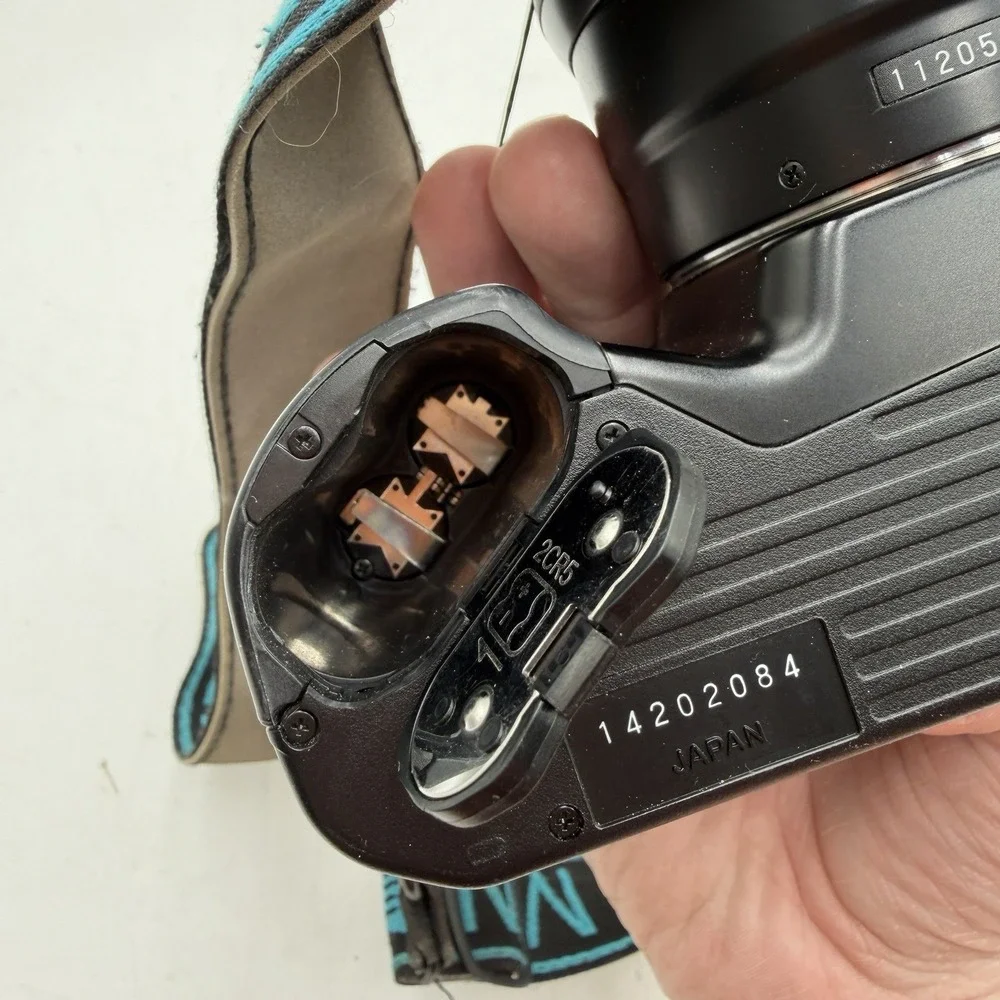 Minolta Maxxum 3Xi 35mm SLR Film Camera AF 28-80 Lens Tested No Battery